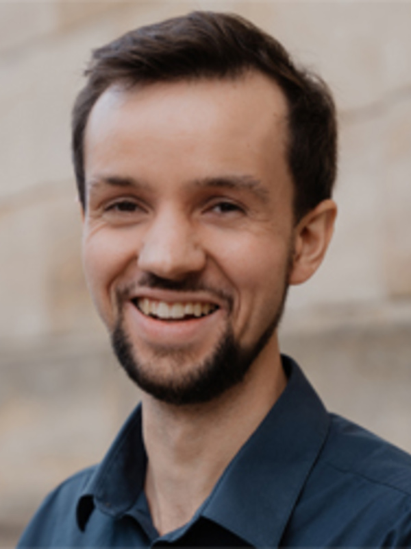 Dr Florian Fisher