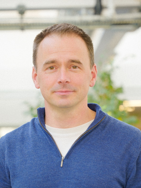 Professor Tom Bashford